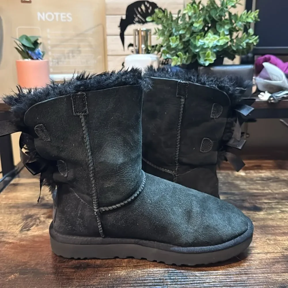 Ugg Bailey Bow Black Suede Boots size 6‎